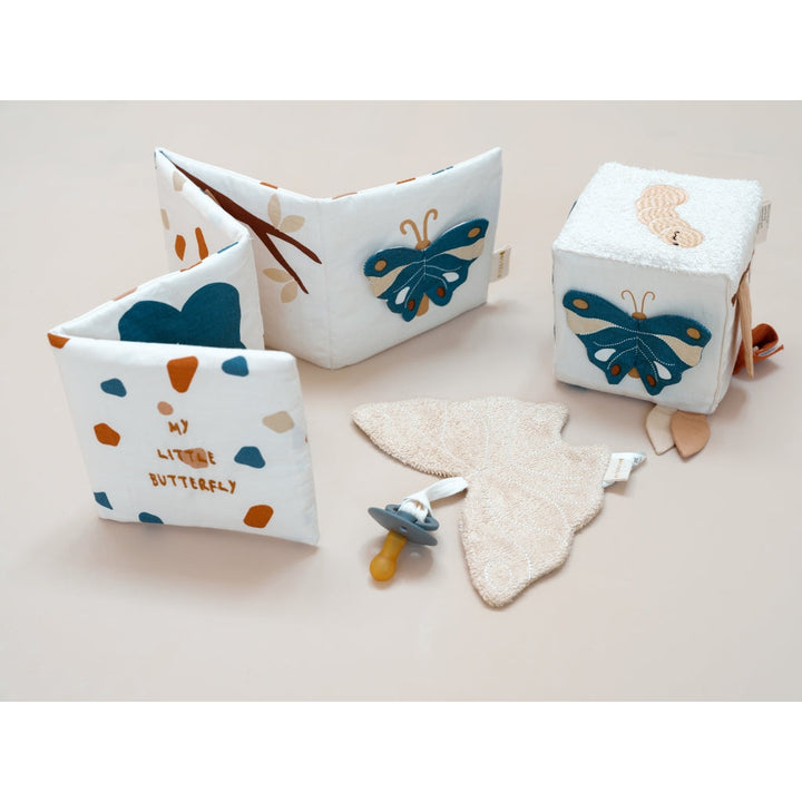 Fabelab -  Dummy Cuddle - Butterfly, Blue Spruce, 19 cm