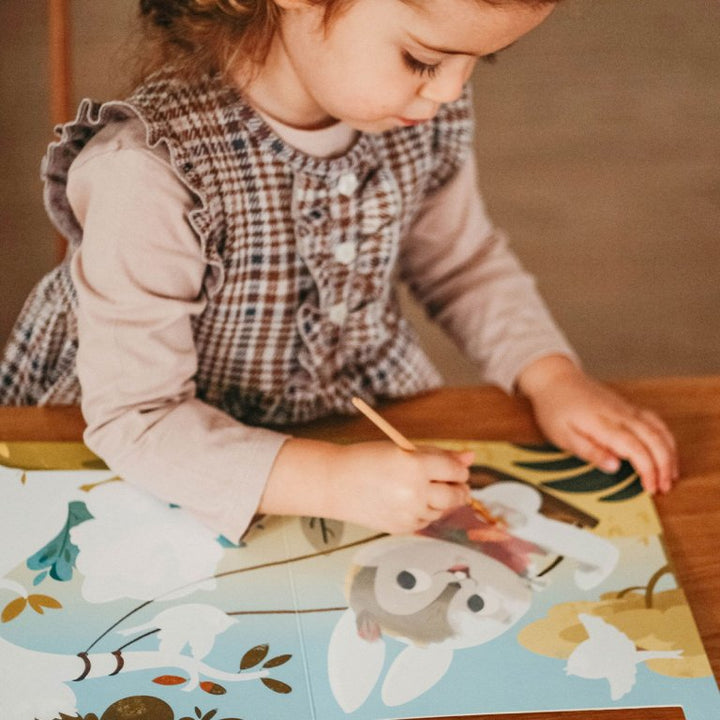 Sassi Free the Colours Reusable Paint Brush Book - The Woodland