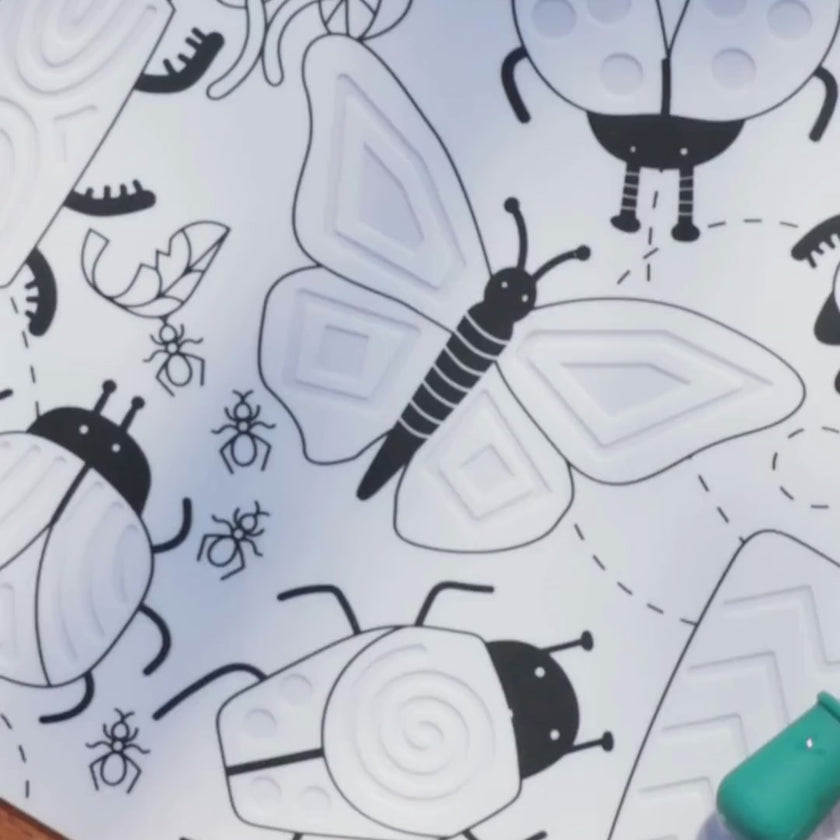 HeyDoodle - Sensory Colouring &amp; Doodle Mat - Busy Bugs