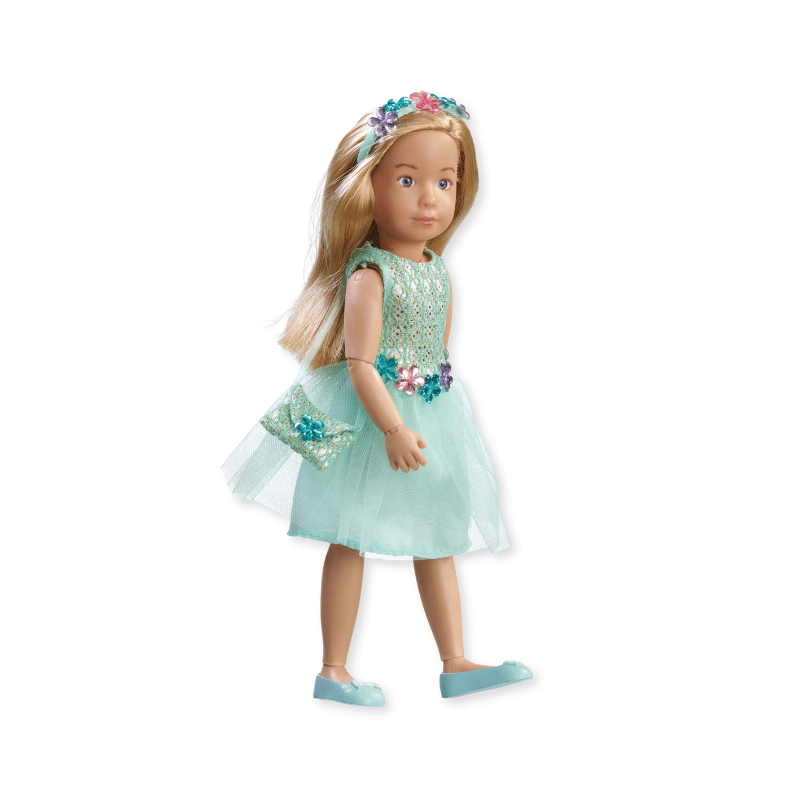 Kruselings - Vera Doll- Goes to a Birthday Party