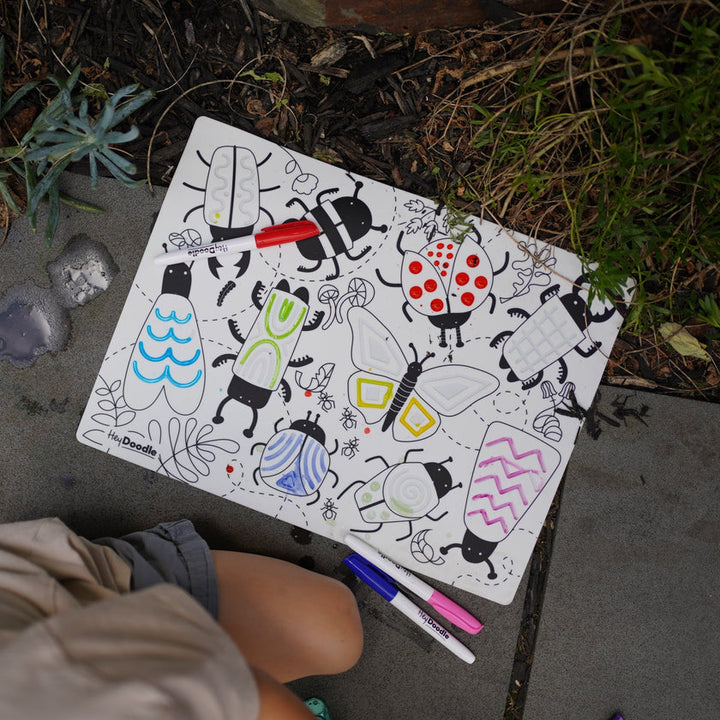 HeyDoodle - Sensory Colouring &amp; Doodle Mat - Busy Bugs