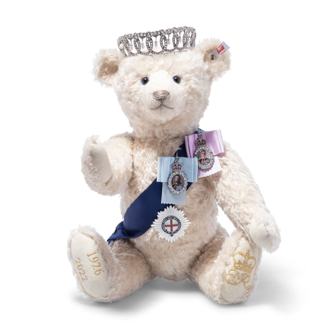 Steiff Limited  Edition Queen Memorial Bear, 53 cm